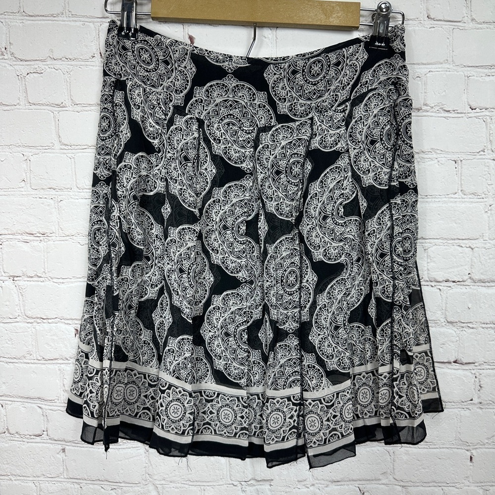 White House‎ Black Market 100% Silk boho flowy skirt, sz 2, GUC